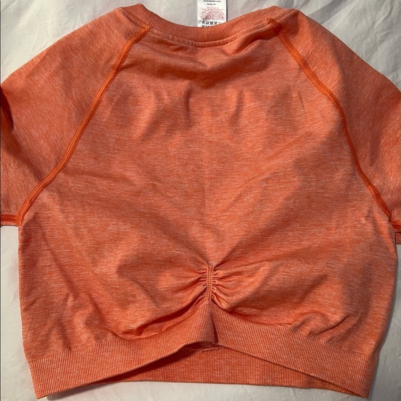 gymshark long sleeve crop top - Picture 2 of 3